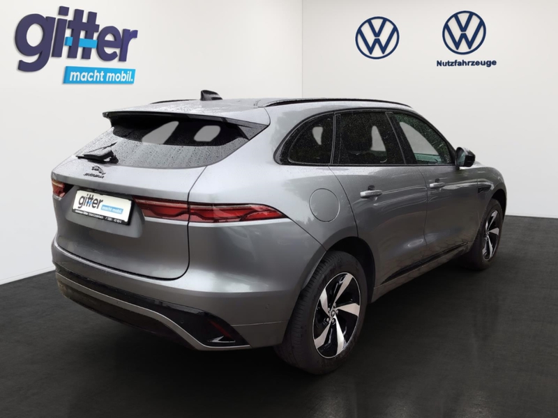 Jaguar F-Pace R-Dynamic HSE AWD Plug-In Hybrid — photo 3