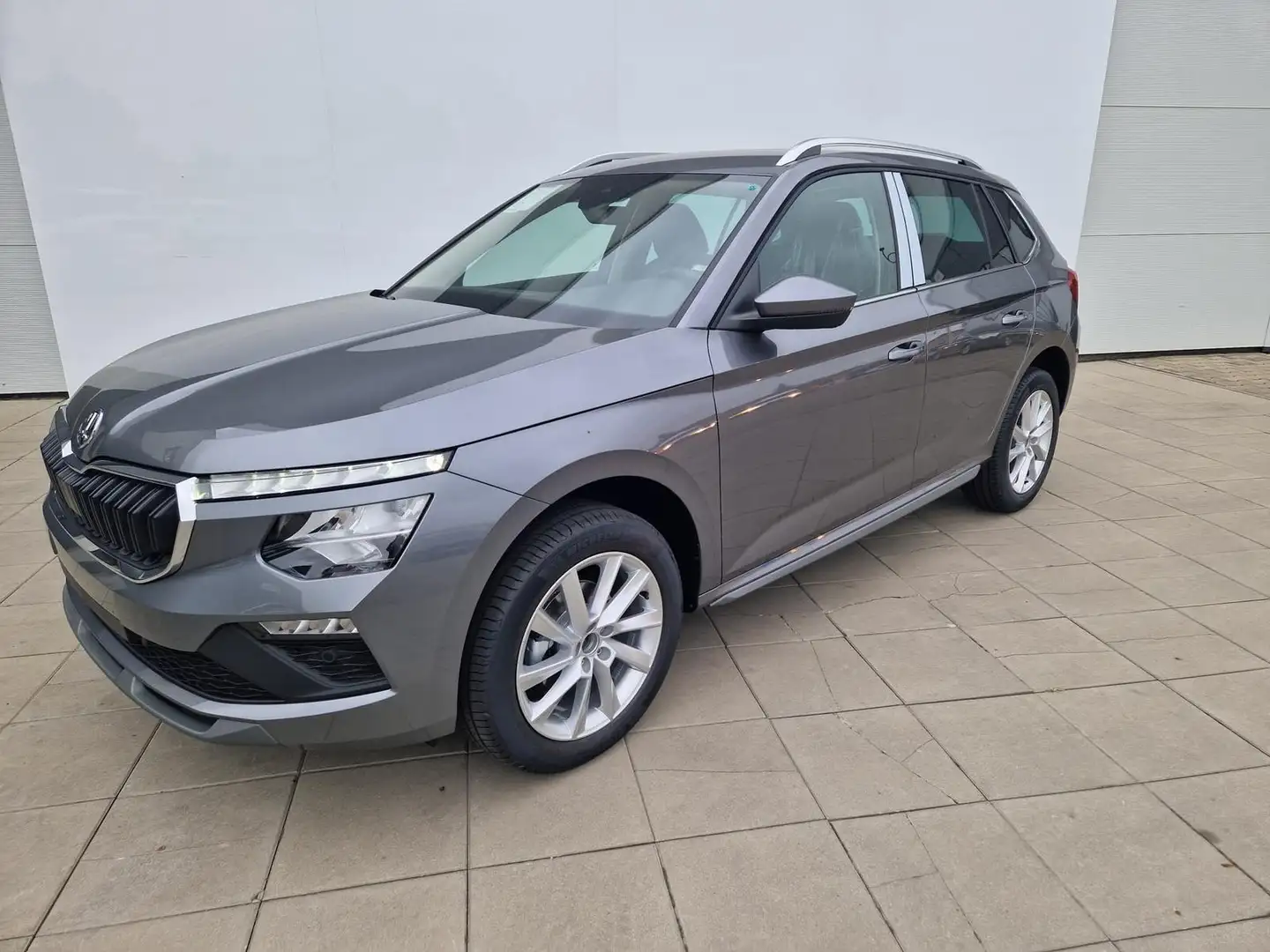 Skoda Kamiq 130 Jahre Premium 1.5 TSI DSG ACC, AHK Grau - 1
