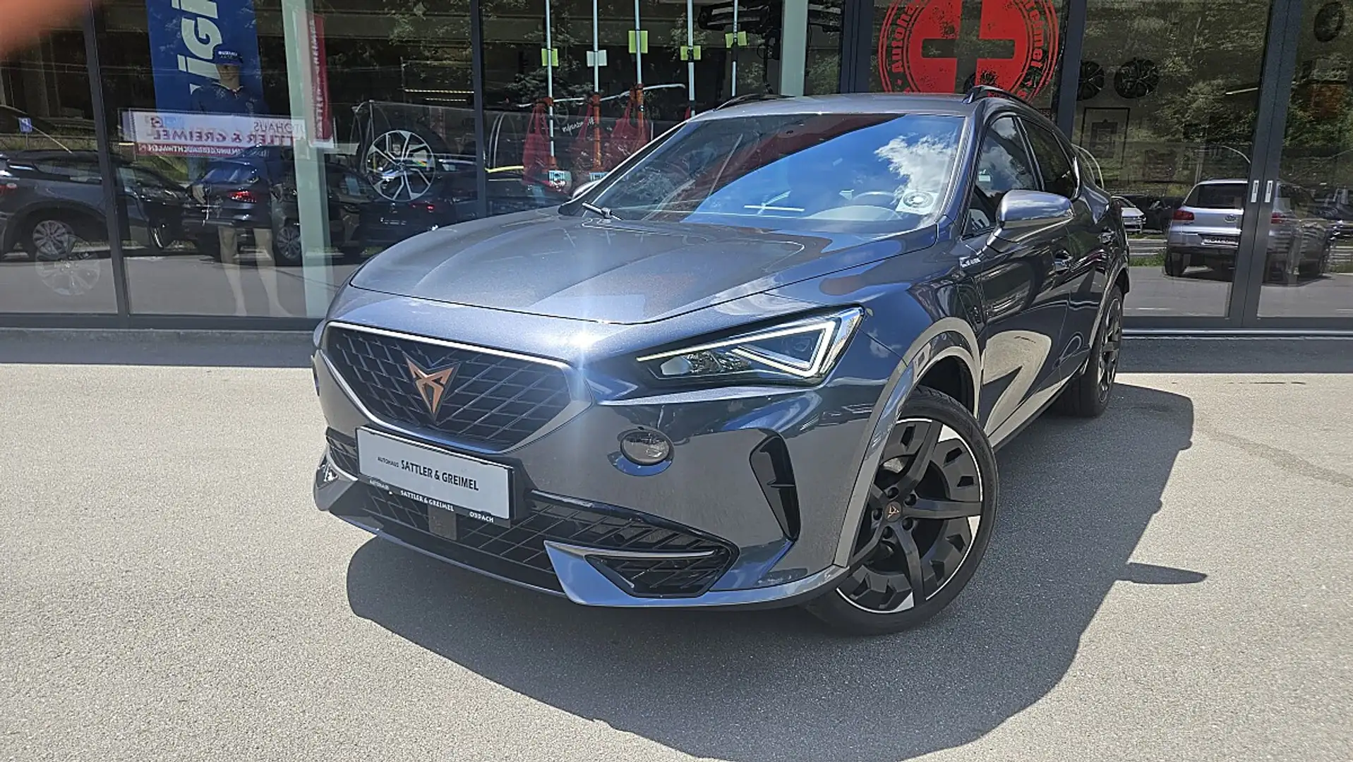 CUPRA Formentor 1,4 e-Hybrid 204 Cupra DSG Grau - 1