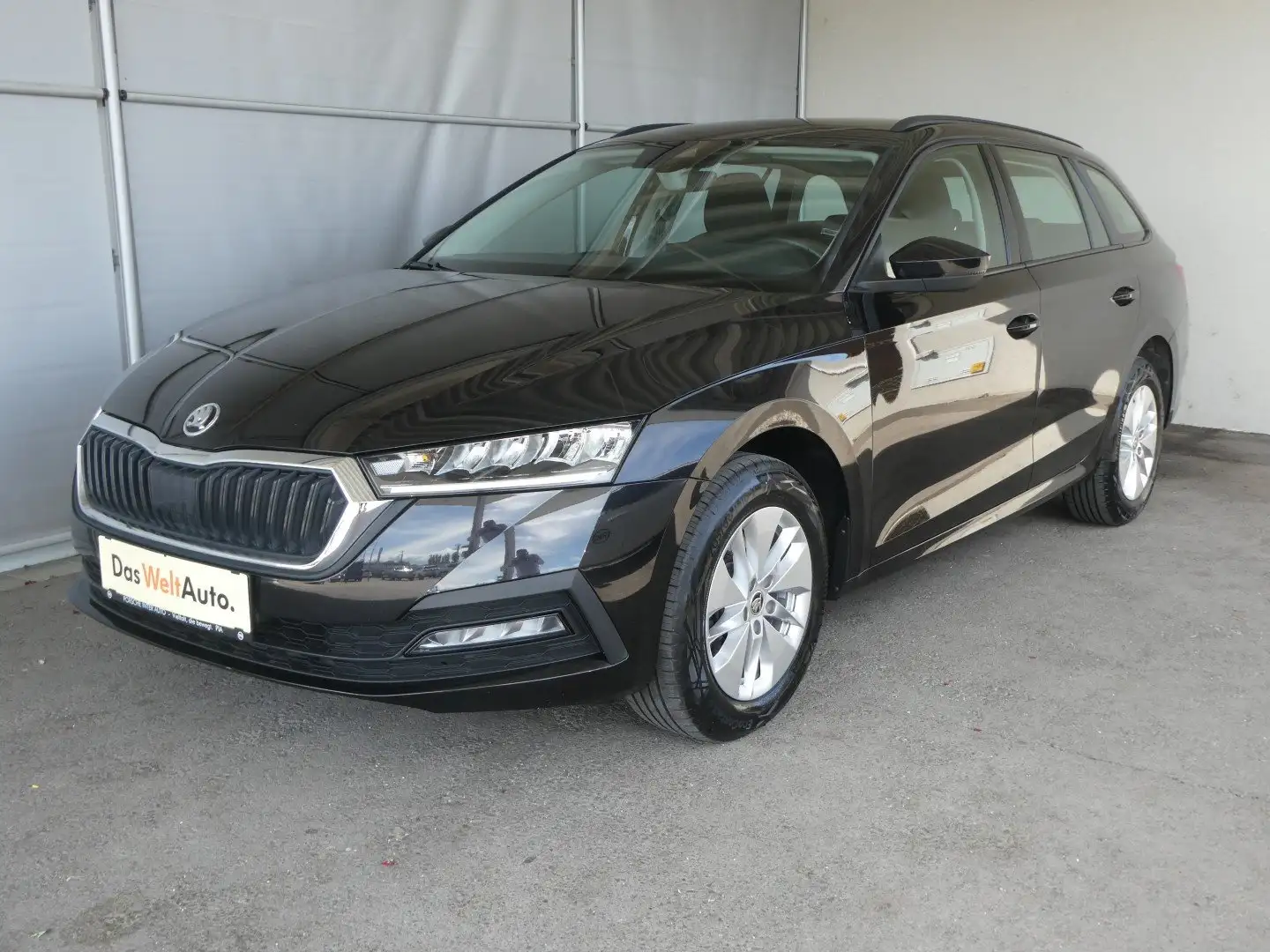 Skoda Octavia 4x4 Ambition TDI DSG Schwarz - 1