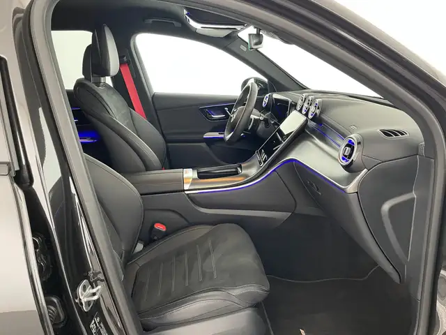 Mercedes-Benz GLC view 9