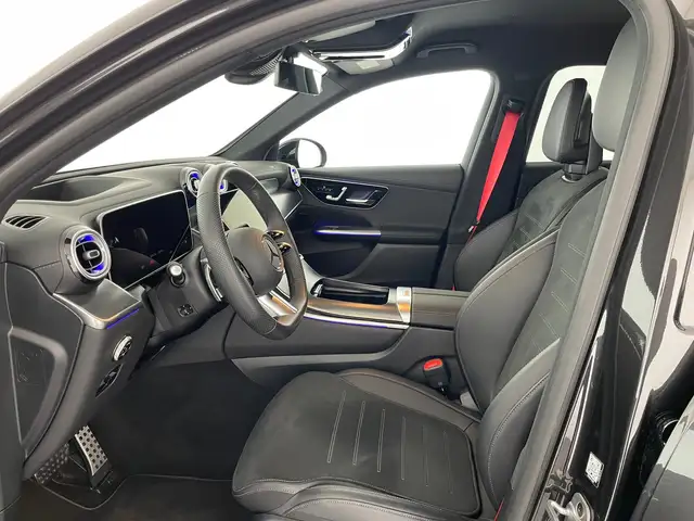 Mercedes-Benz GLC view 8