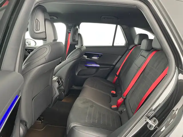 Mercedes-Benz GLC view 10