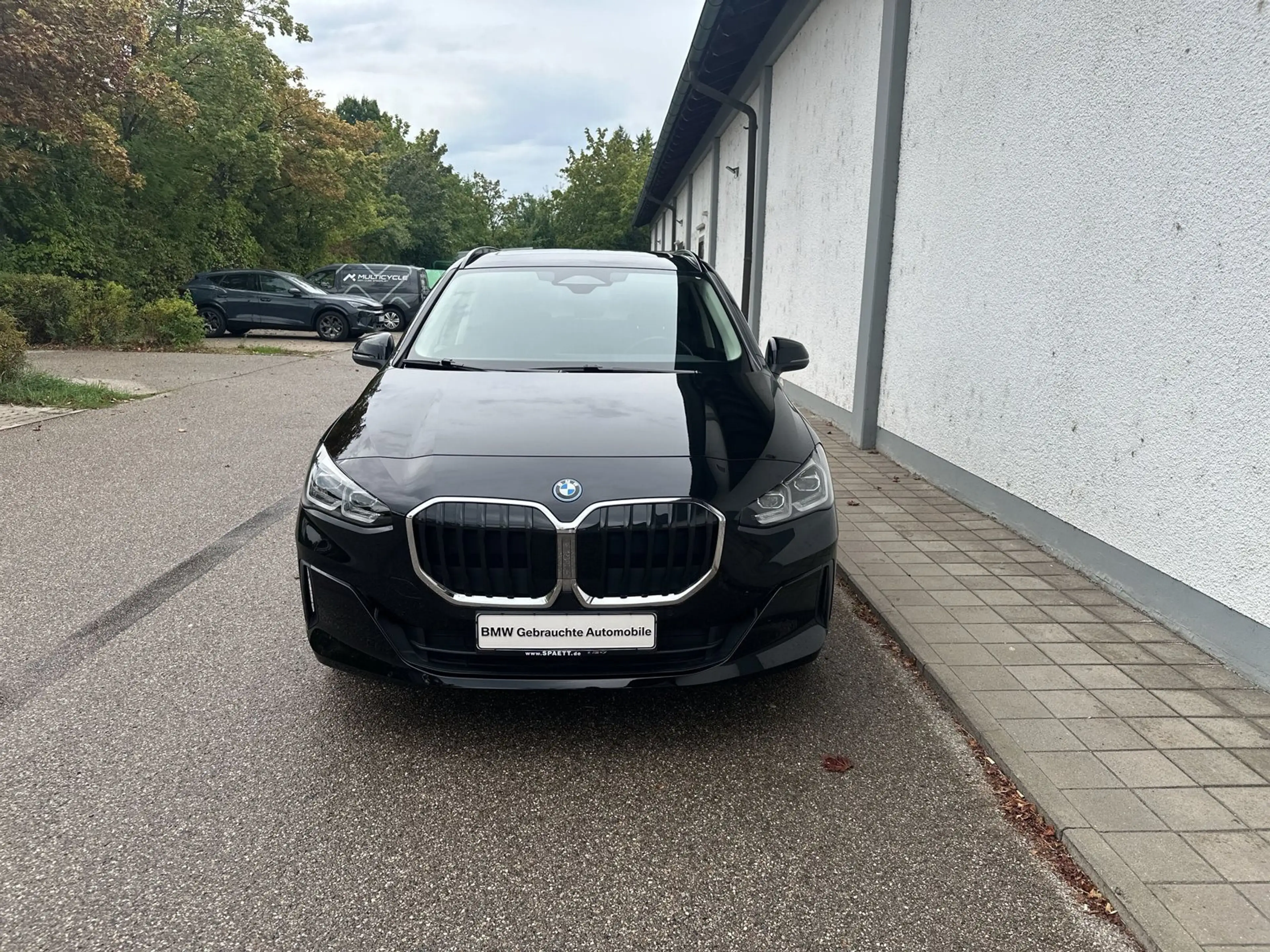 BMW 225 e xDrive Active Tourer — photo 13