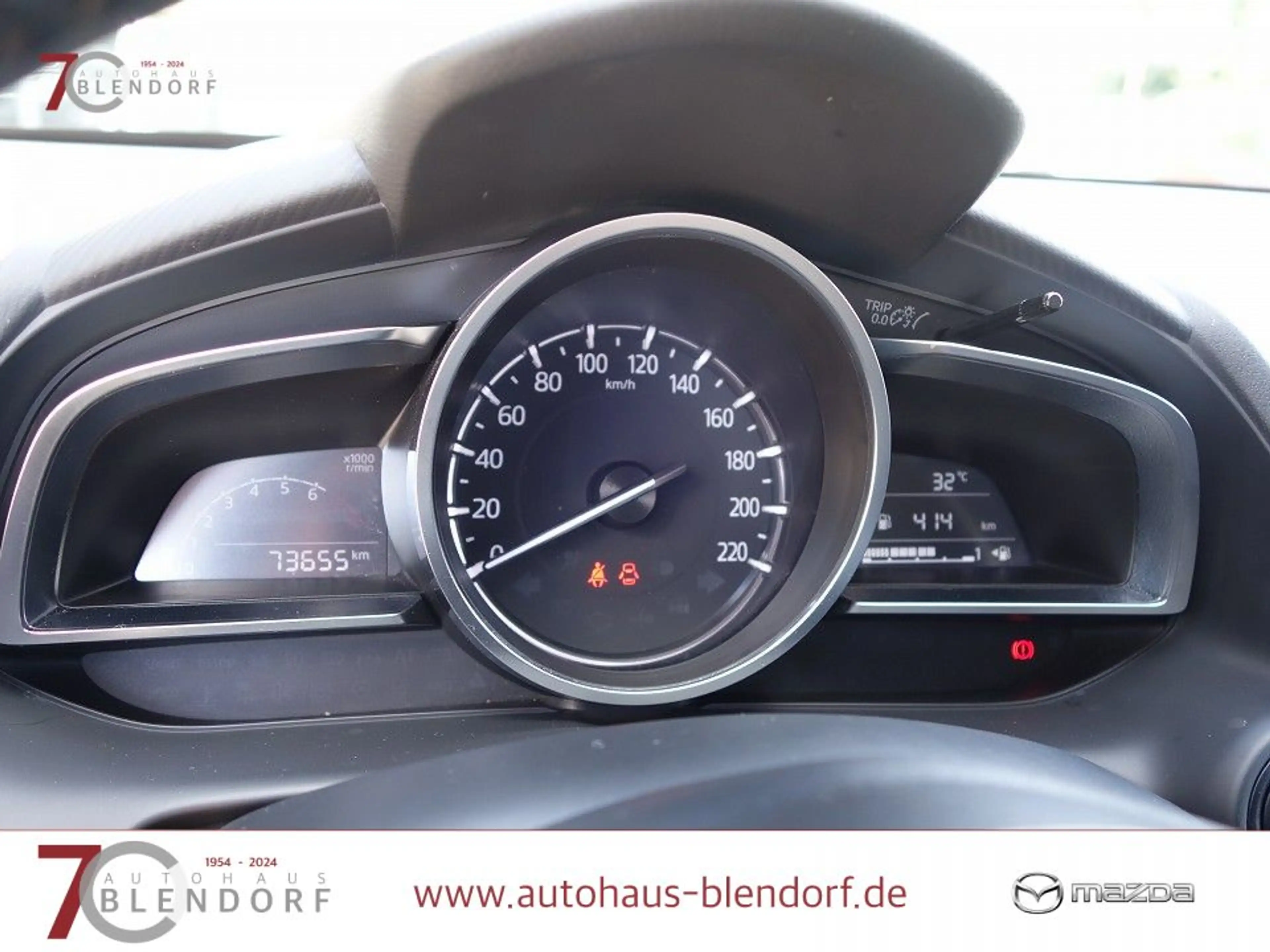 Mazda 2 Homura 90 LED|Bluetooth|Kamera — photo 12