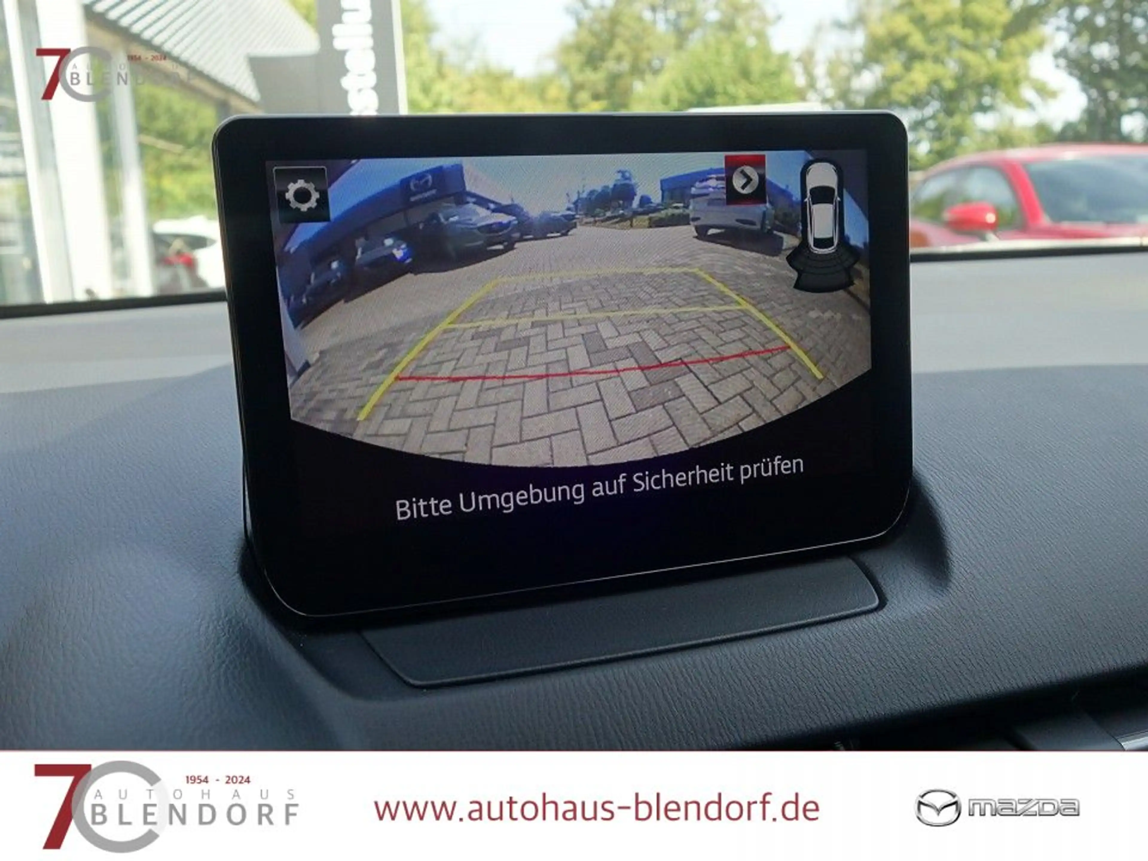 Mazda 2 Homura 90 LED|Bluetooth|Kamera — photo 13
