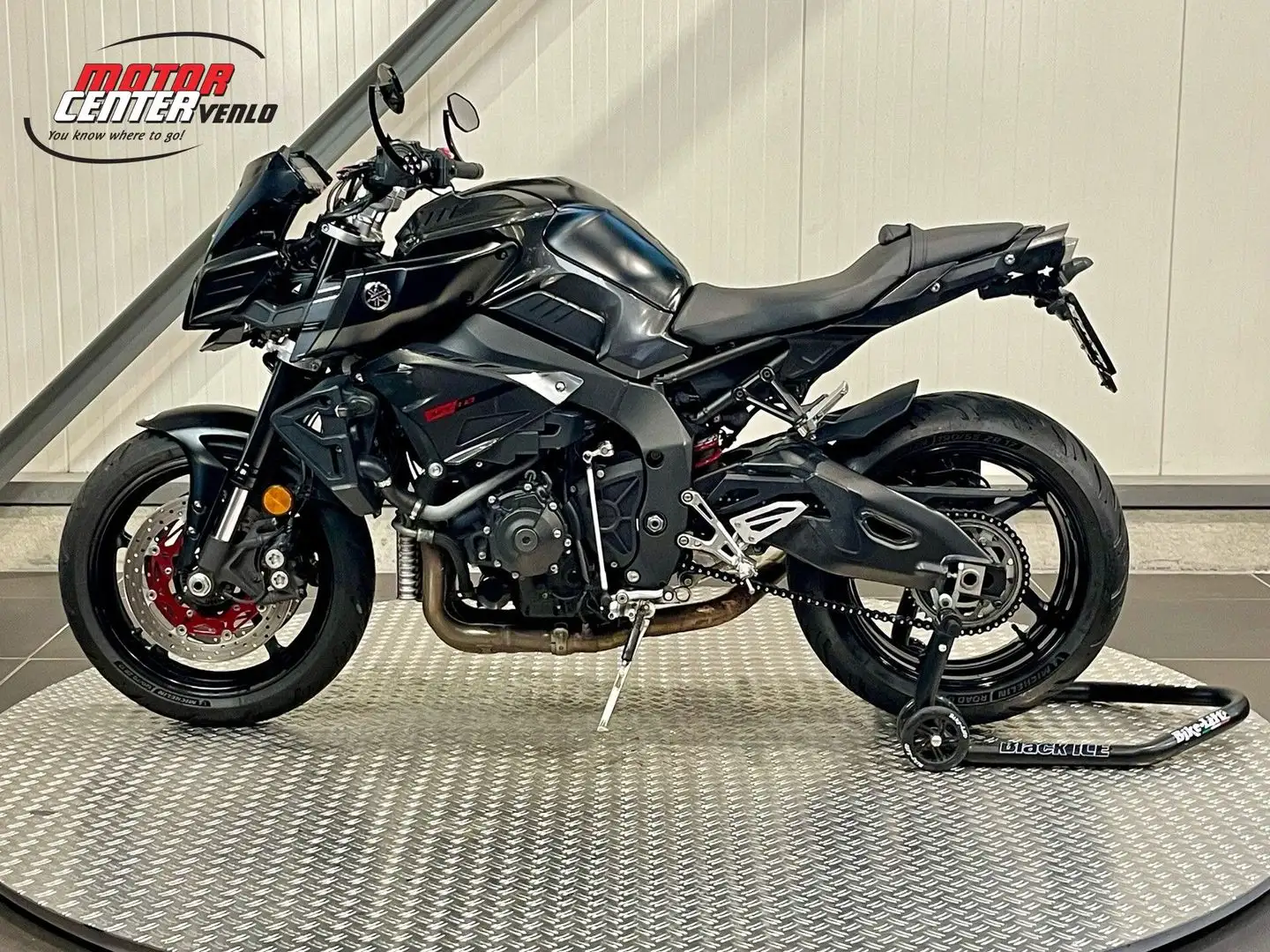 Yamaha MT-10 ABS Fekete - 2