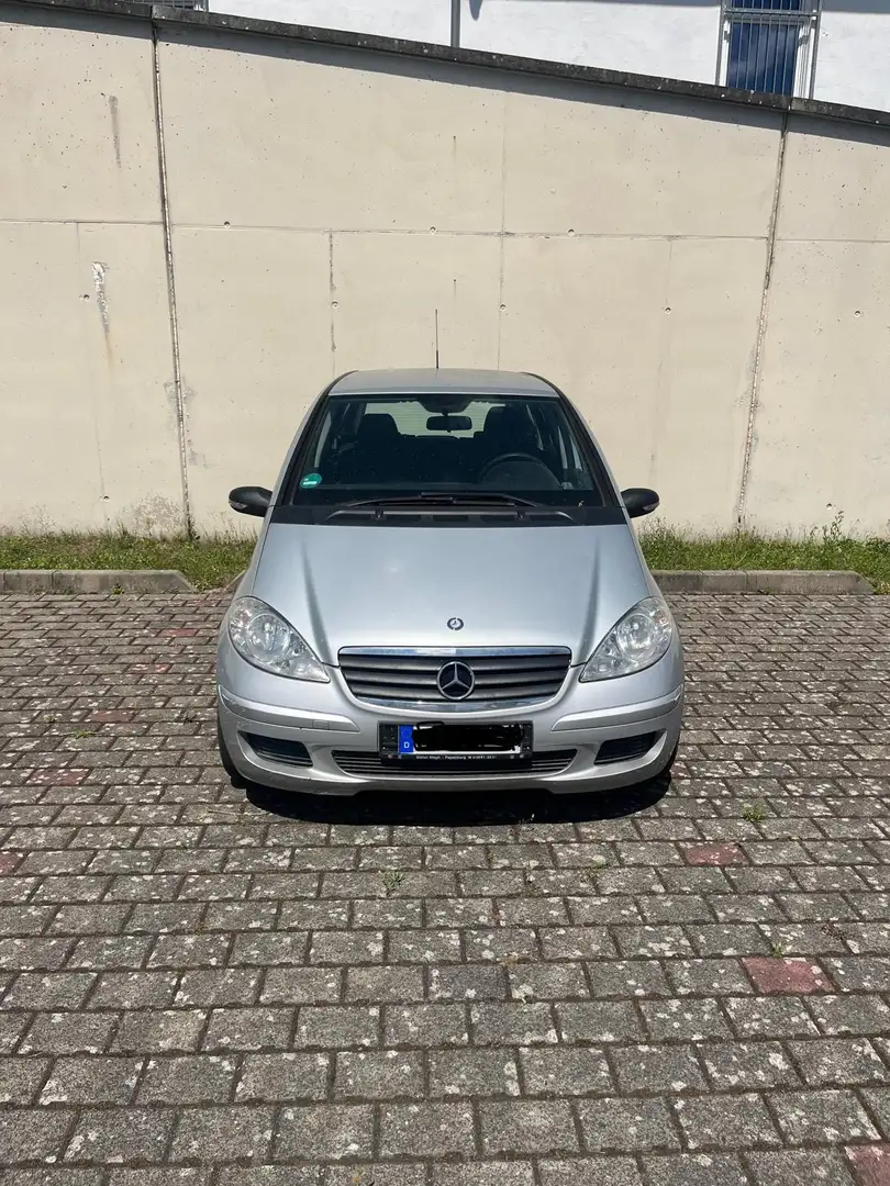 Mercedes-Benz A 180 - 1