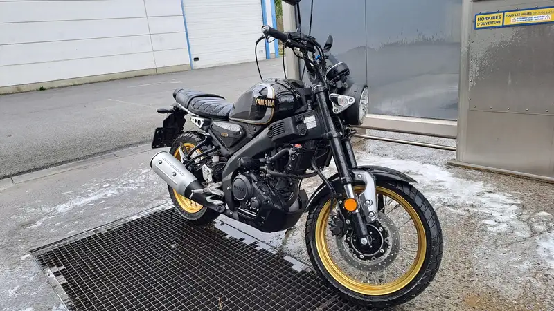 Yamaha XSR 125 - foto 2