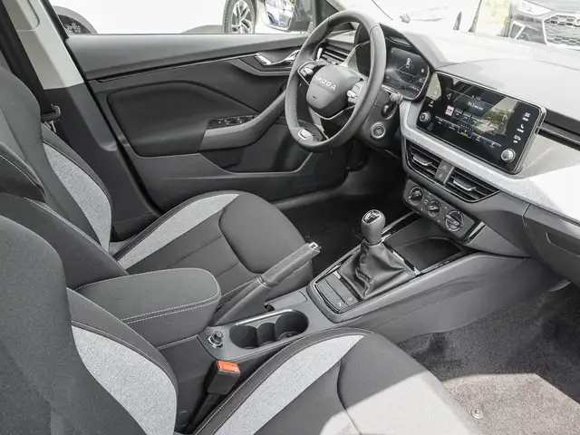Skoda Scala view 8