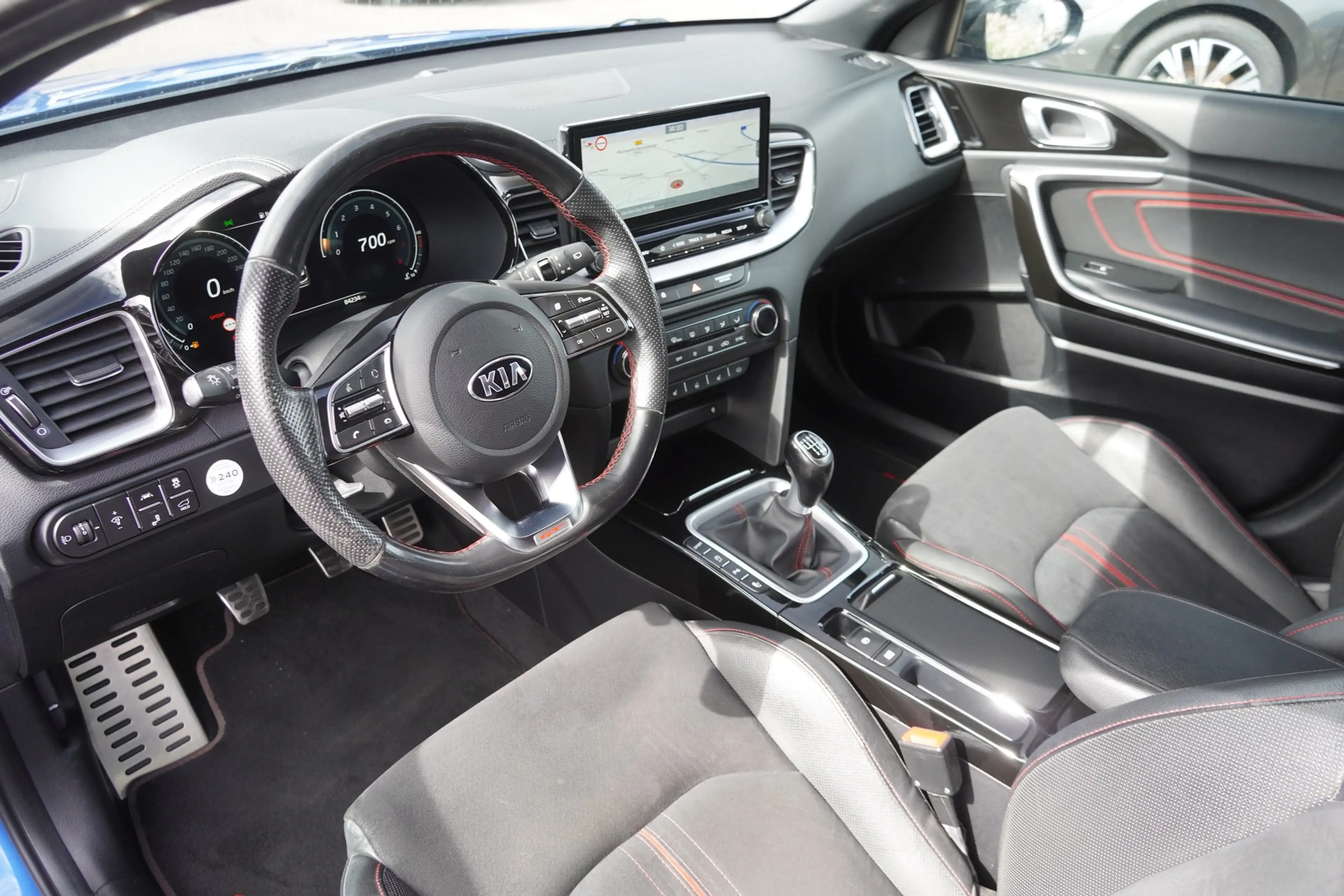 Kia ProCeed / pro_cee'd ProCeed 1.6 T-GDI GT LED AHK Navi DAB PDC Kamera — photo 10