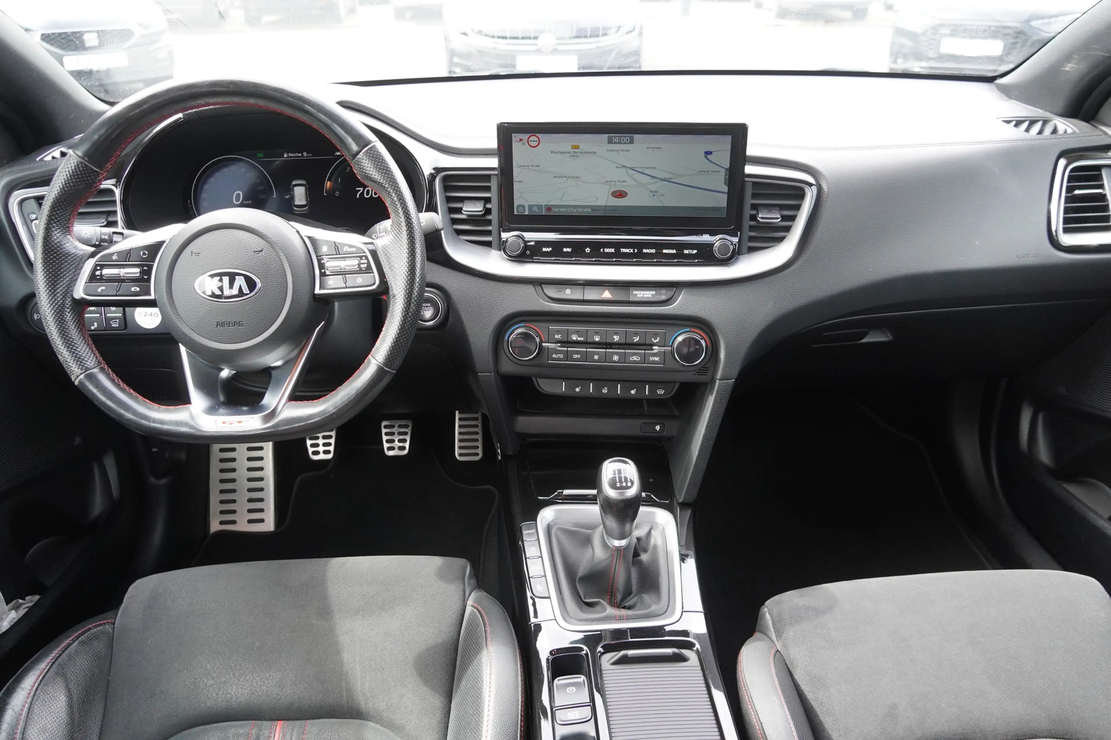 Kia ProCeed / pro_cee'd ProCeed 1.6 T-GDI GT LED AHK Navi DAB PDC Kamera — photo 11