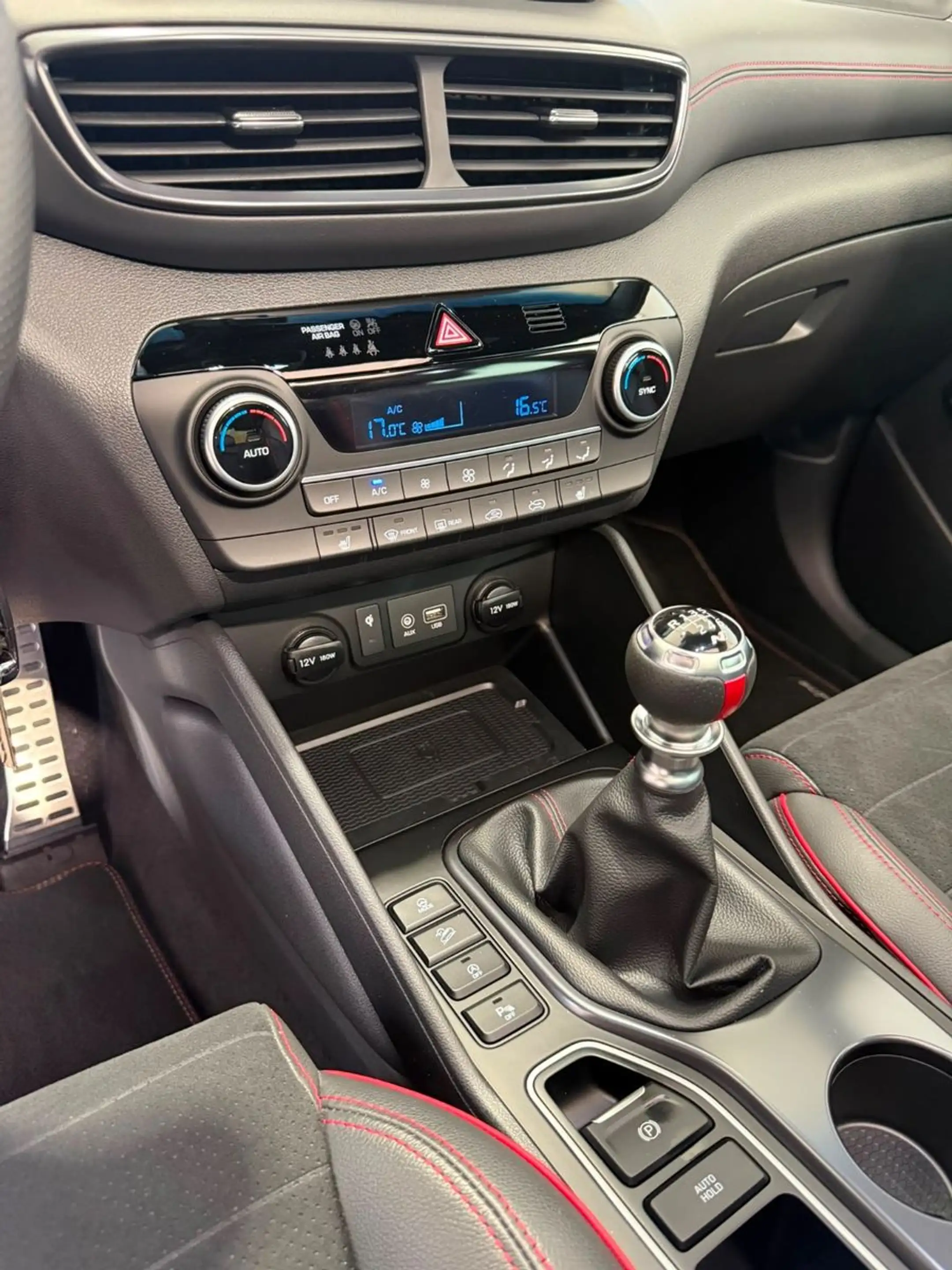 Hyundai TUCSON 1.6 G-TDI N Line +PANO +NAVI + KAMERA — photo 13