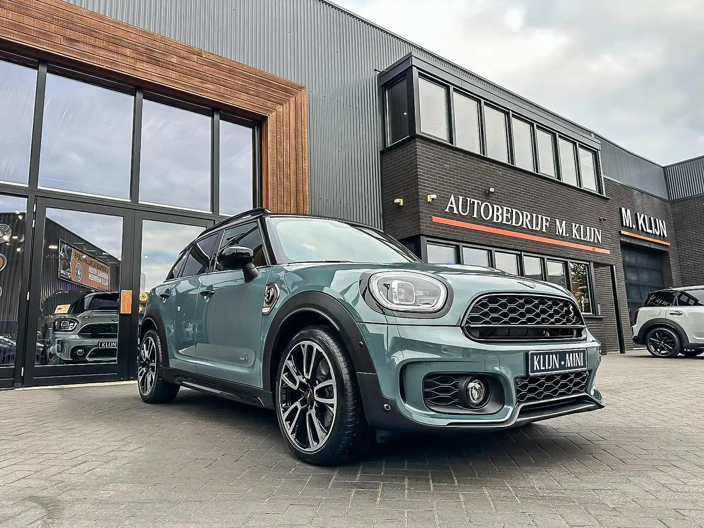 MINI Cooper SE Countryman Mini 2.0 ALL4 John Cooper Works 220pk/Sage Green/L Verde - 1