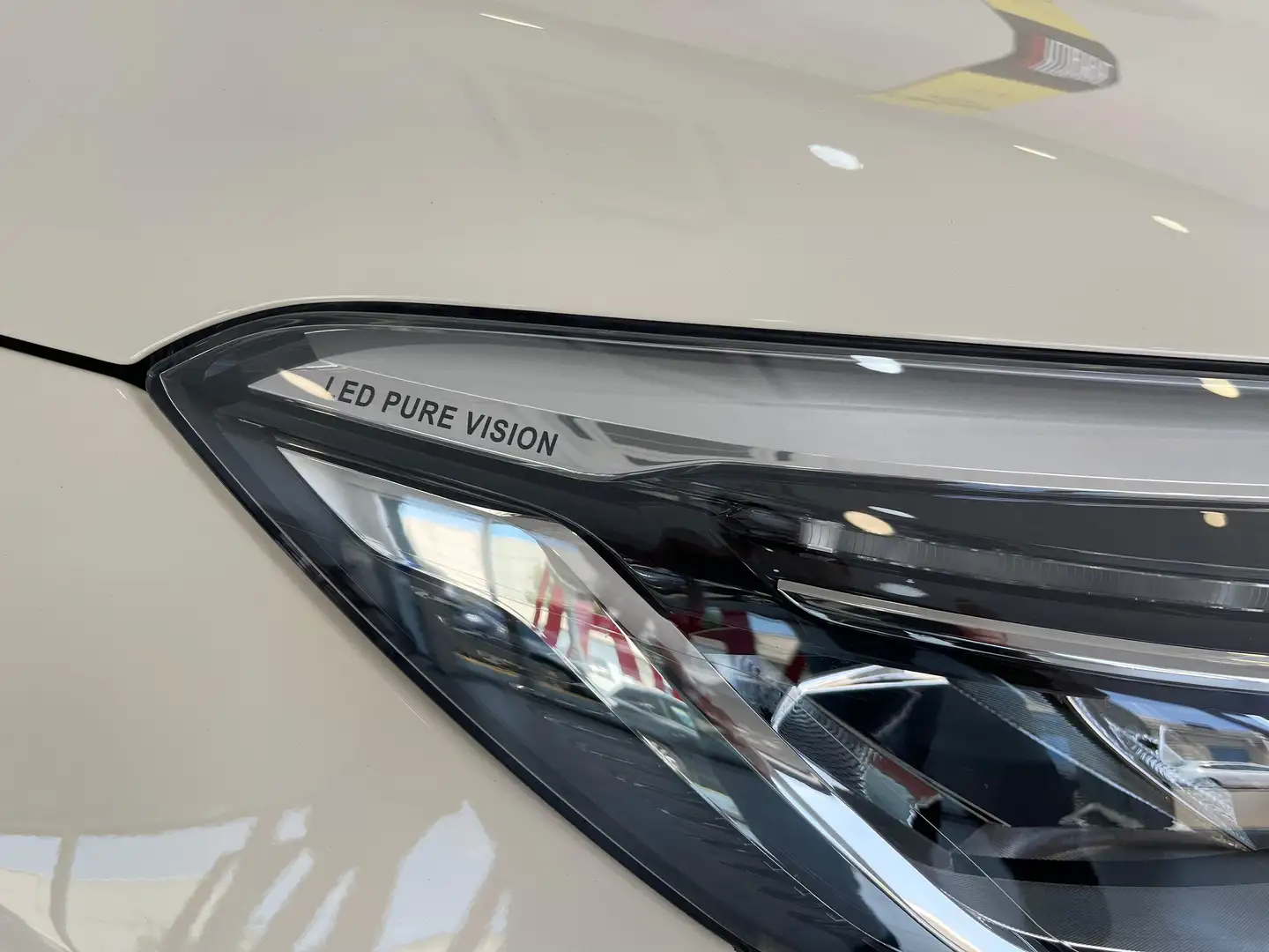 Renault Captur TCe GPF Zen 96kW Blanco - 2
