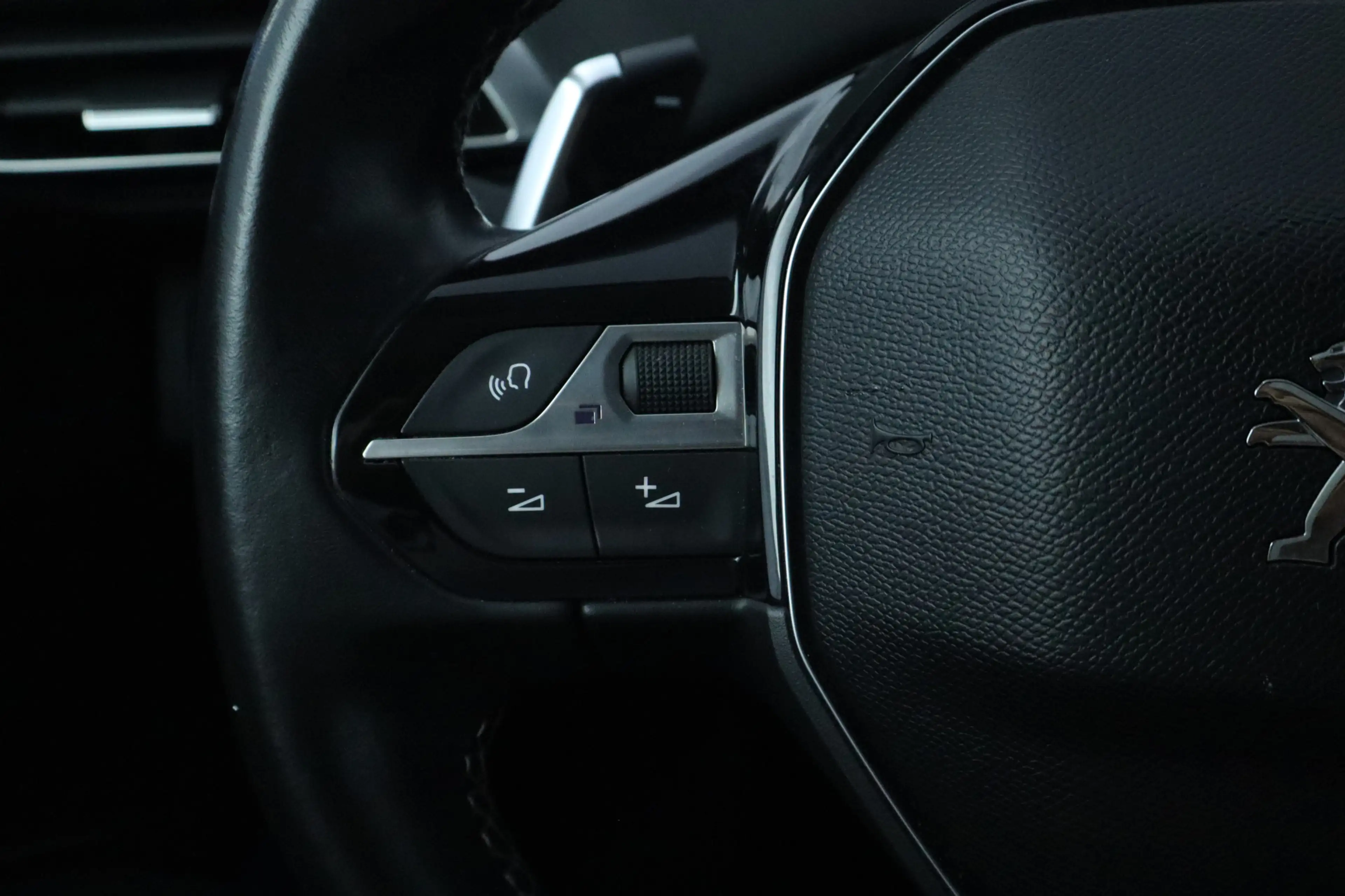 Peugeot 3008 1.2 PureTech Allure/ D-Riem verv: 95.000 Kilometer — photo 36
