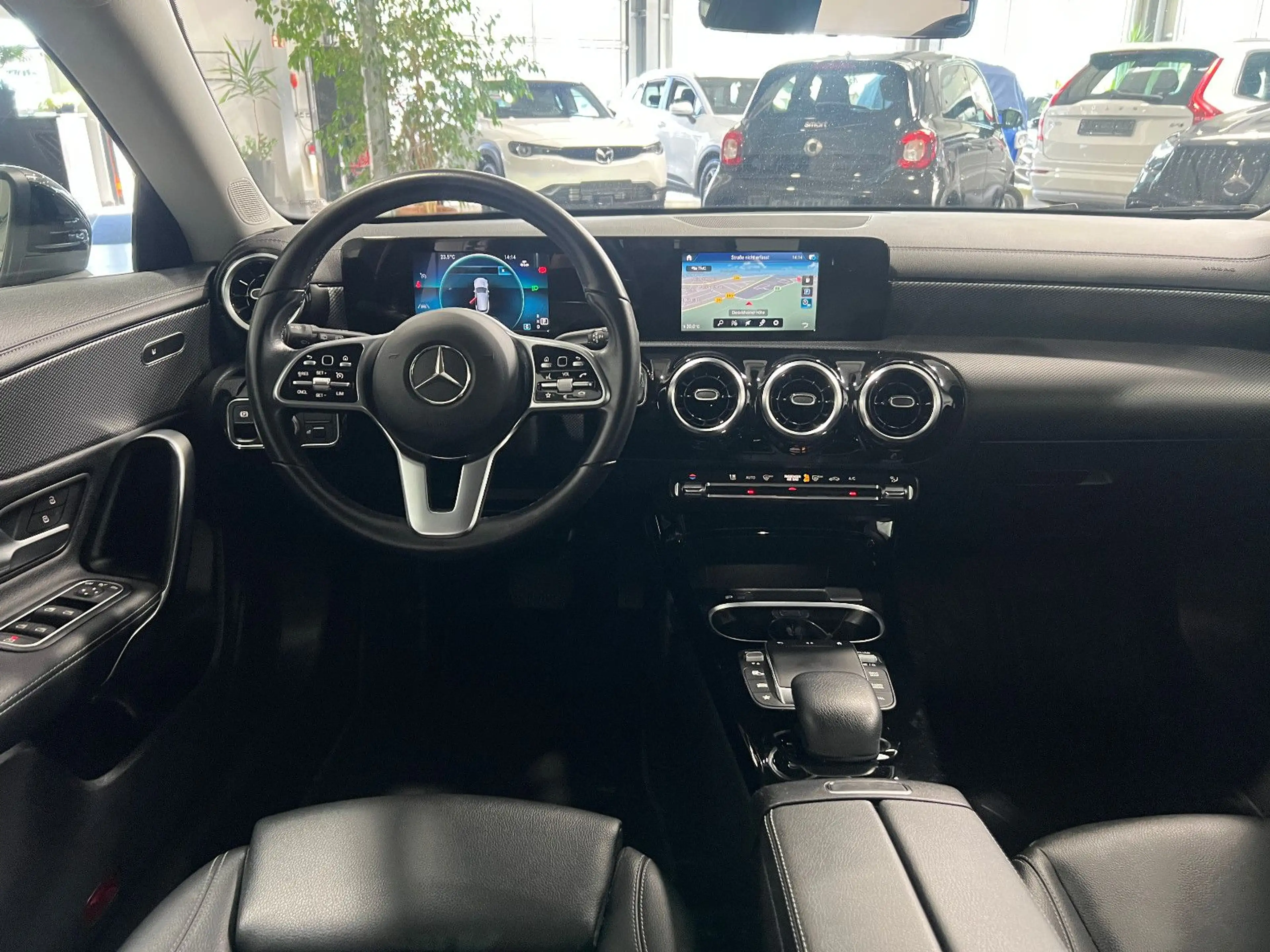 Mercedes-Benz CLA 180 CLA 180 d Shooting Brake Automatik **Navi*LED** — photo 10