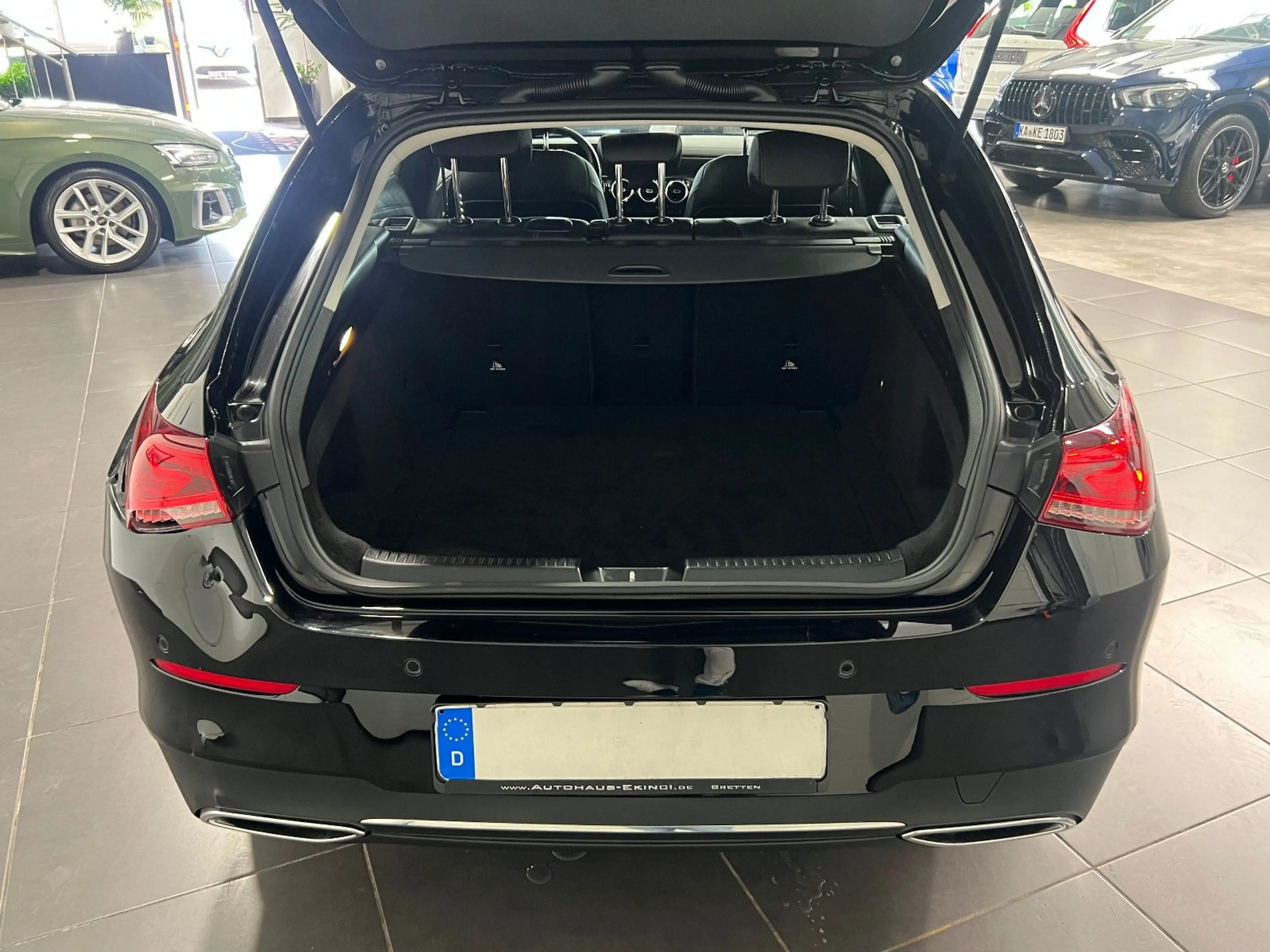 Mercedes-Benz CLA 180 CLA 180 d Shooting Brake Automatik **Navi*LED** — photo 8