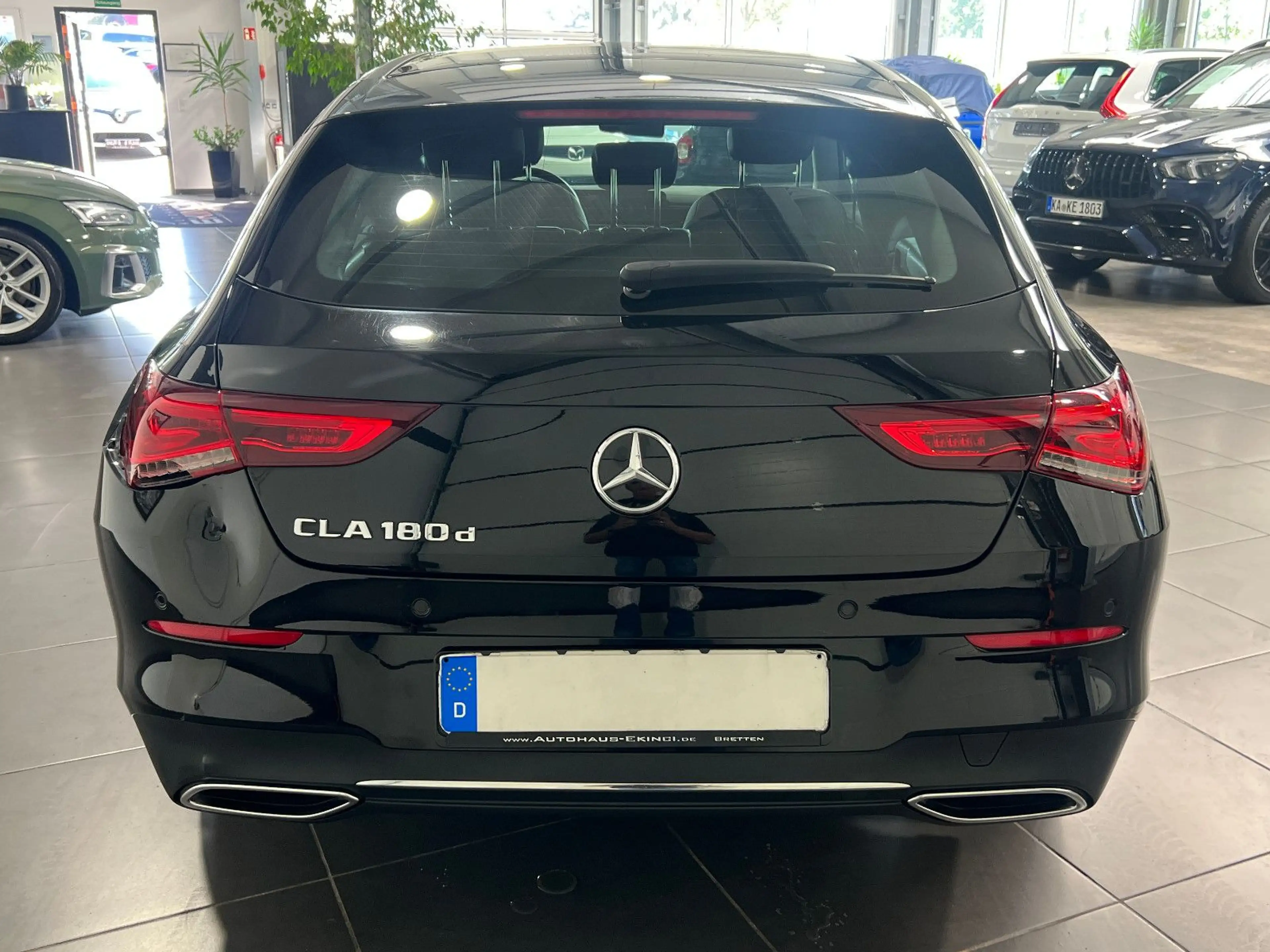 Mercedes-Benz CLA 180 CLA 180 d Shooting Brake Automatik **Navi*LED** — photo 7