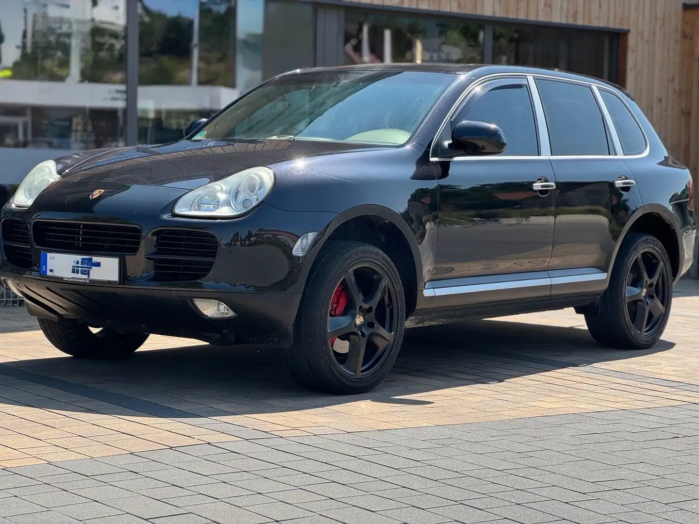 Porsche Cayenne Schwarz - 1