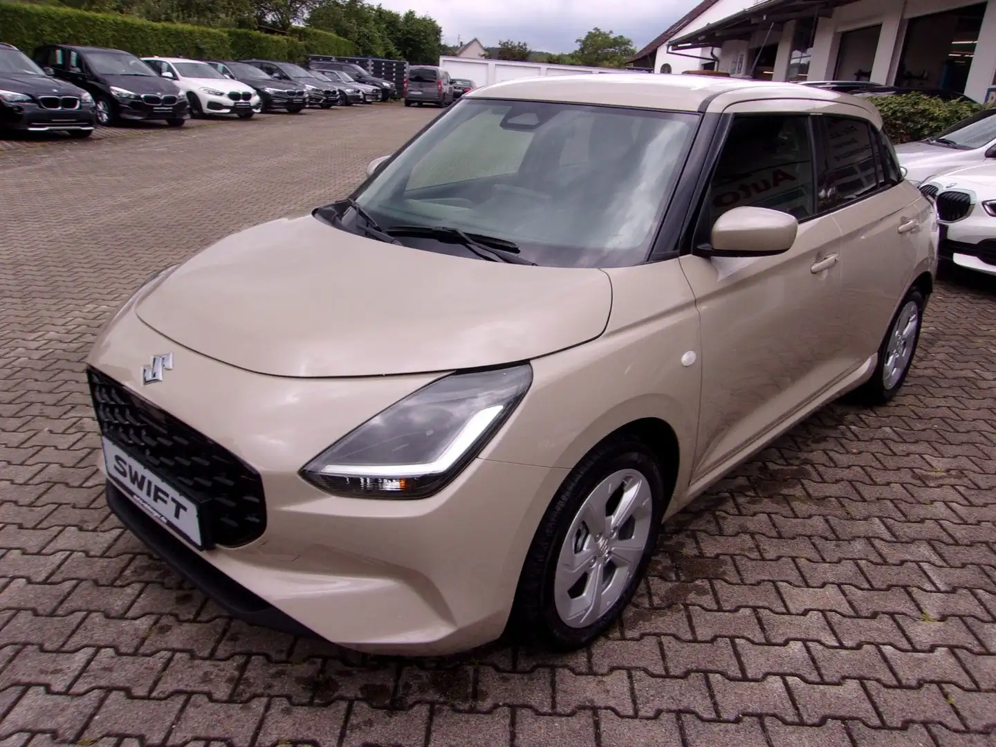 Suzuki Swift 1.2 DUALJET HYBRID Comfort Beige - 1