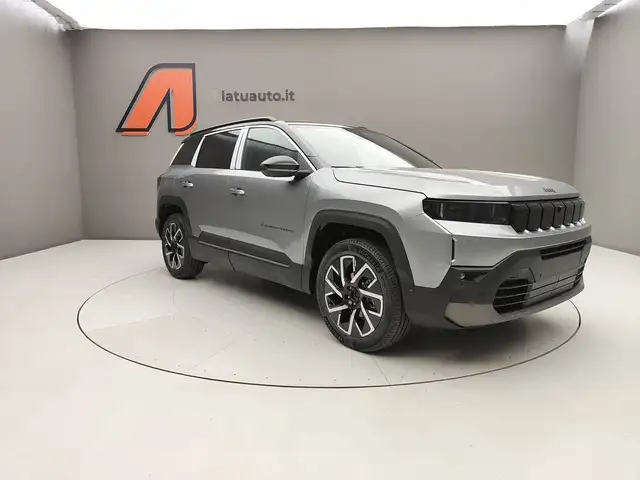 Jeep Compass view 4