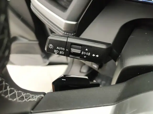 Jeep Compass view 14