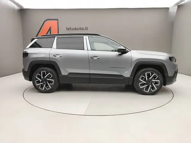 Jeep Compass view 9