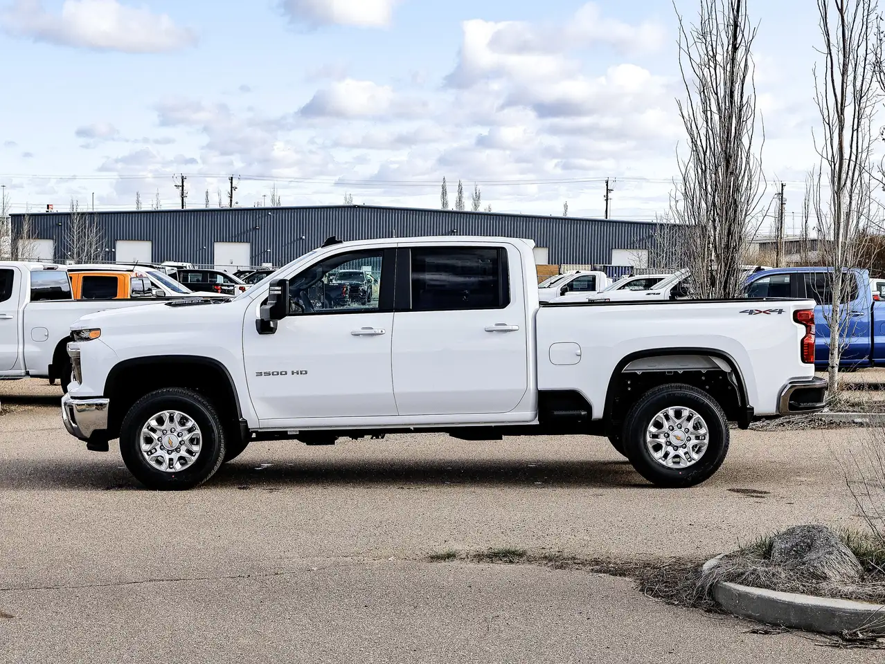 Chevrolet Silverado 3500 снимка Chevrolet Silverado 3500
