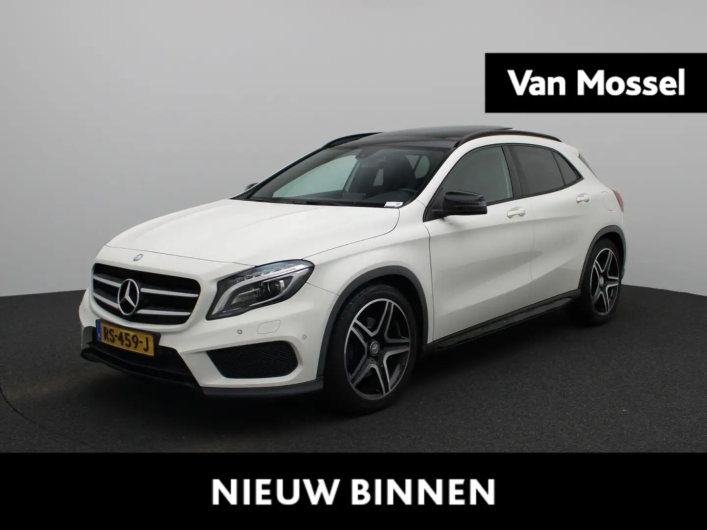 Mercedes-Benz GLA 250 Edition 1 | Panoramadak | Cruise Controle | Sports Blanc - 1