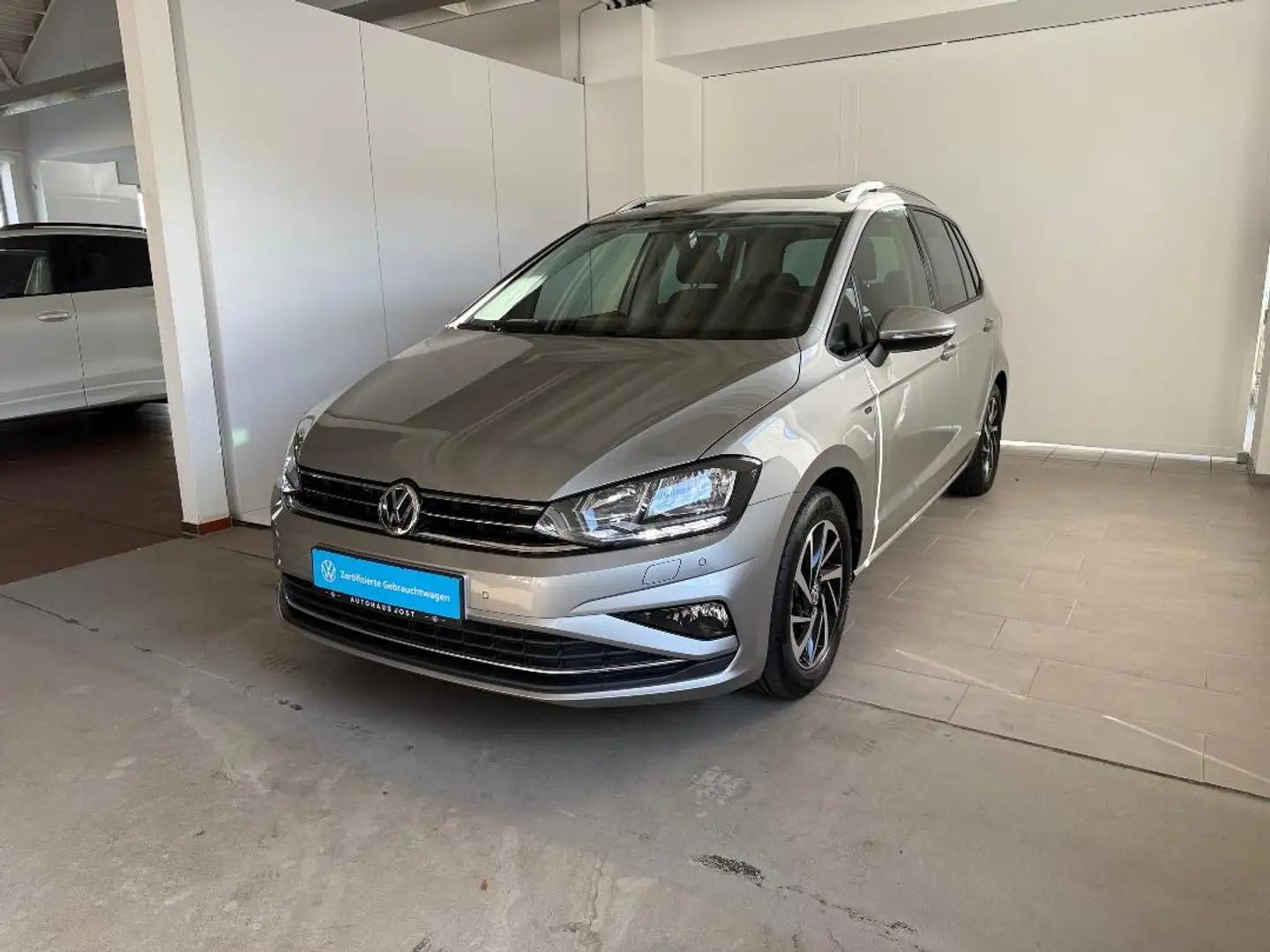 Volkswagen Golf Sportsvan JOIN 1.5 TSI Navi Pano ACC LightAssist PDC SHZ Silber - 2