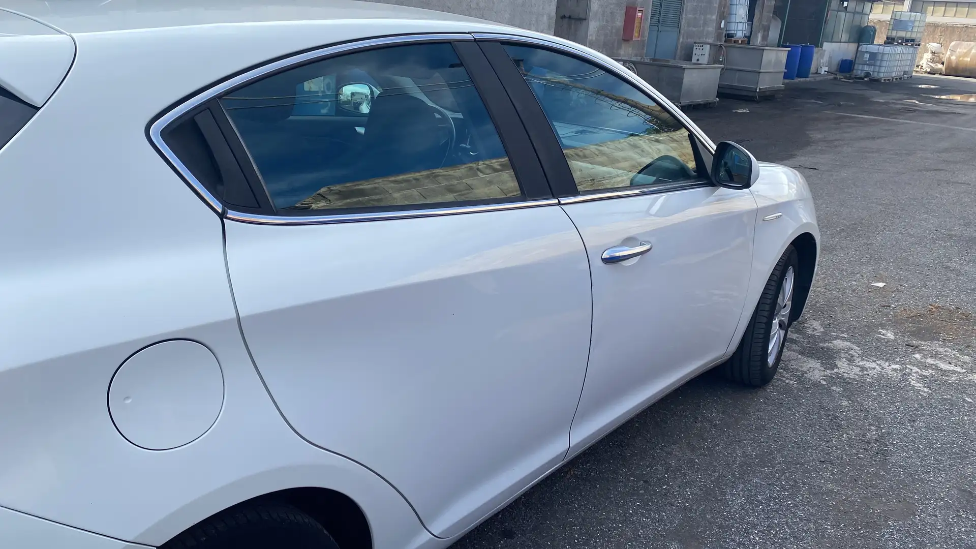 Alfa Romeo Giulietta Giulietta III 20101.6 jtdm(2) Bianco - 2