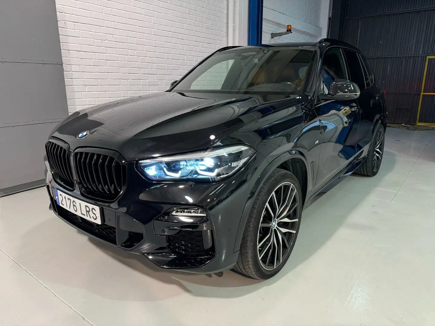BMW X5 xDrive 30dA Noir - 1