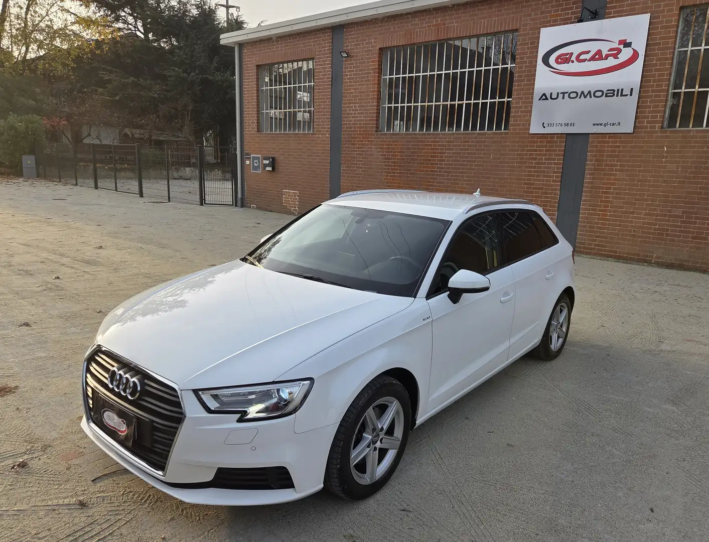 Audi A3 A3 Sportback 35 1.5 tfsi Business 150cv Blanc - 1