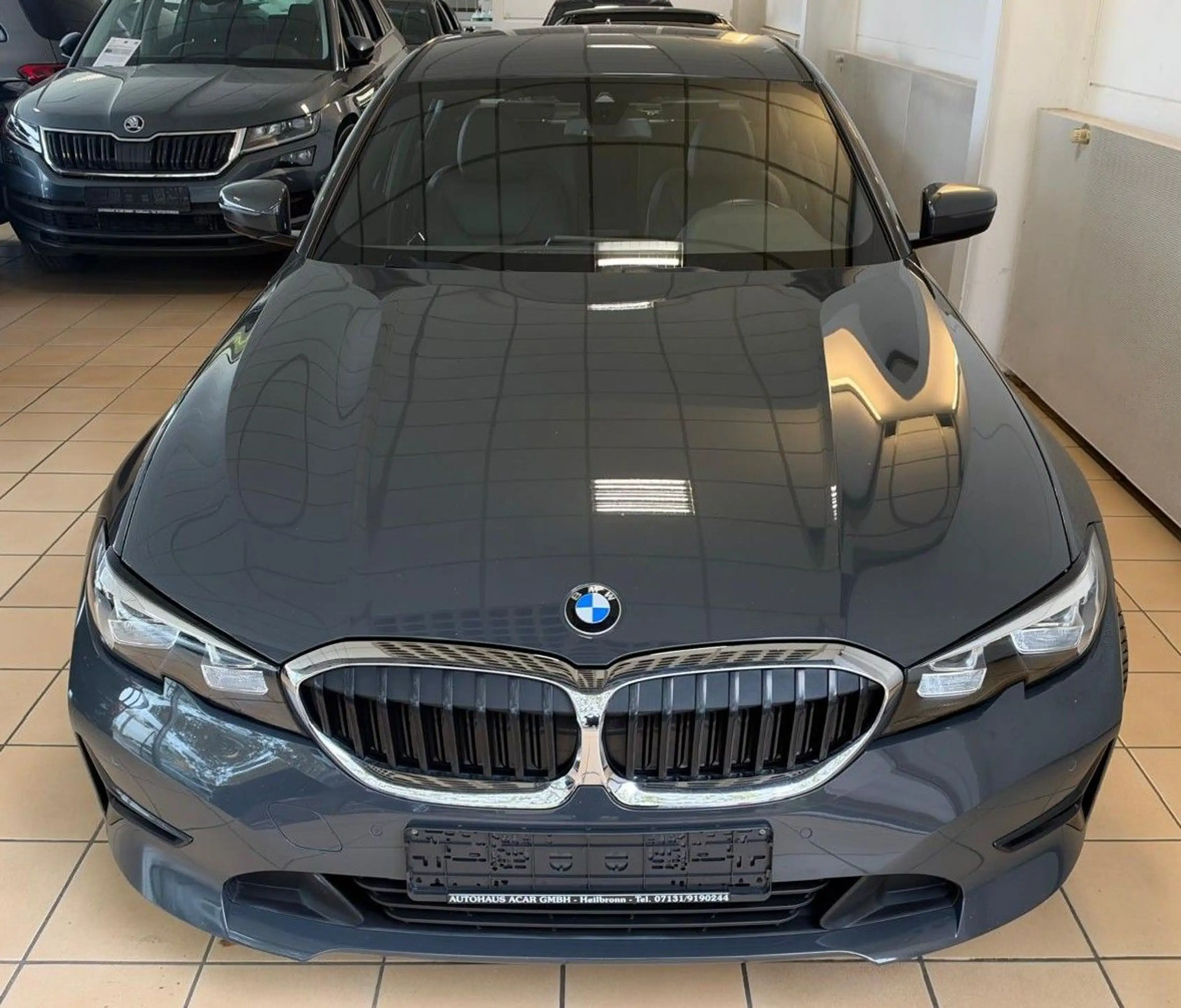 BMW 320 d Advantage 1.Hand LED Digital Key-Go CarPlay PDC — photo 5
