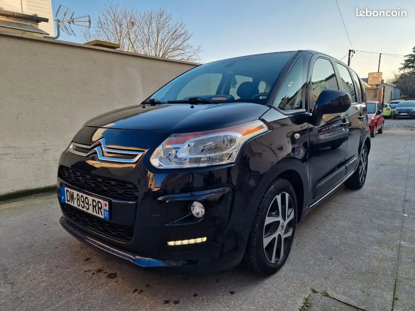Citroen C3 Picasso 1.6 vti 120ch boite automatique - 1