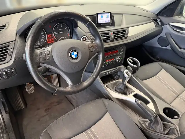BMW X1 view 7
