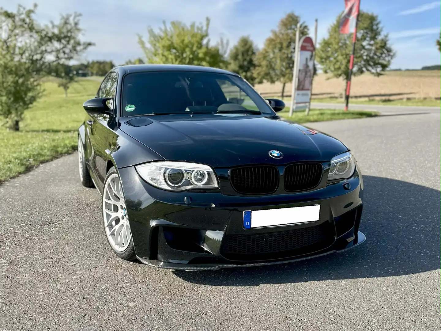 BMW 1er M Coupé 2.Hand, Keramikvers., GPS Überwachung, TOP Zustan Schwarz - 1