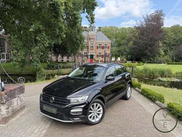 1.0 TSI | Keyless | Camera | Adaptive |