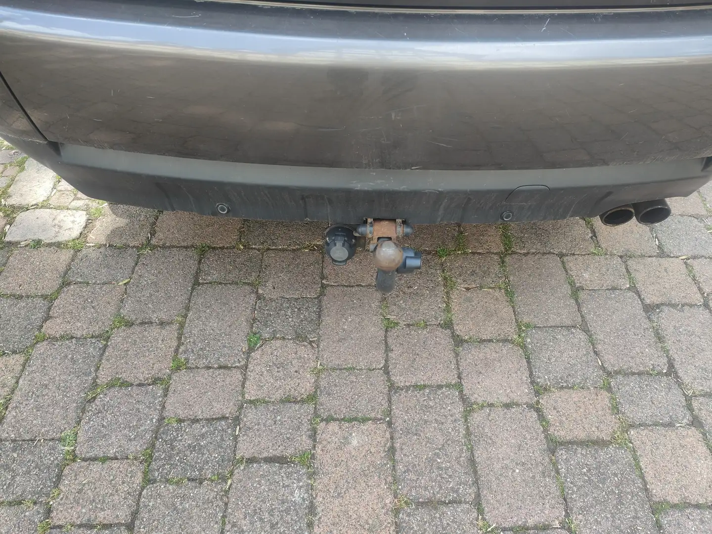 Mitsubishi Outlander XTRA 2WD Braun - 2