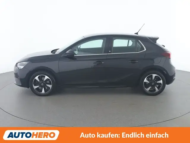 Opel Corsa-E view 3