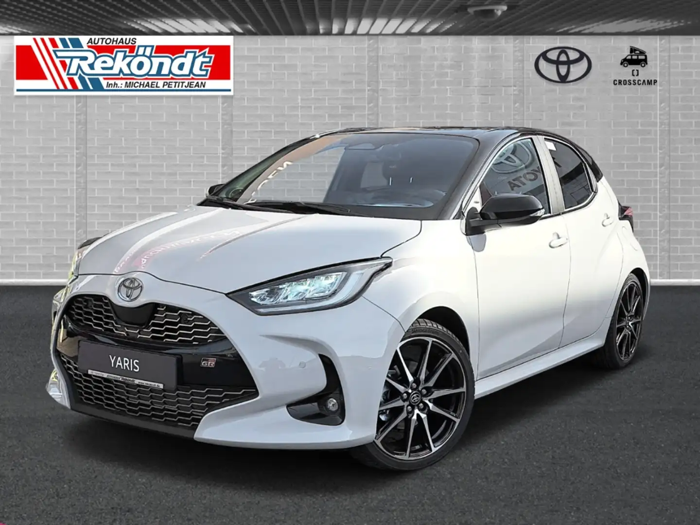 Toyota Yaris Gr Sport ACC SHZ RFK PDC LHZ NAVI KLIMA Grigio - 1