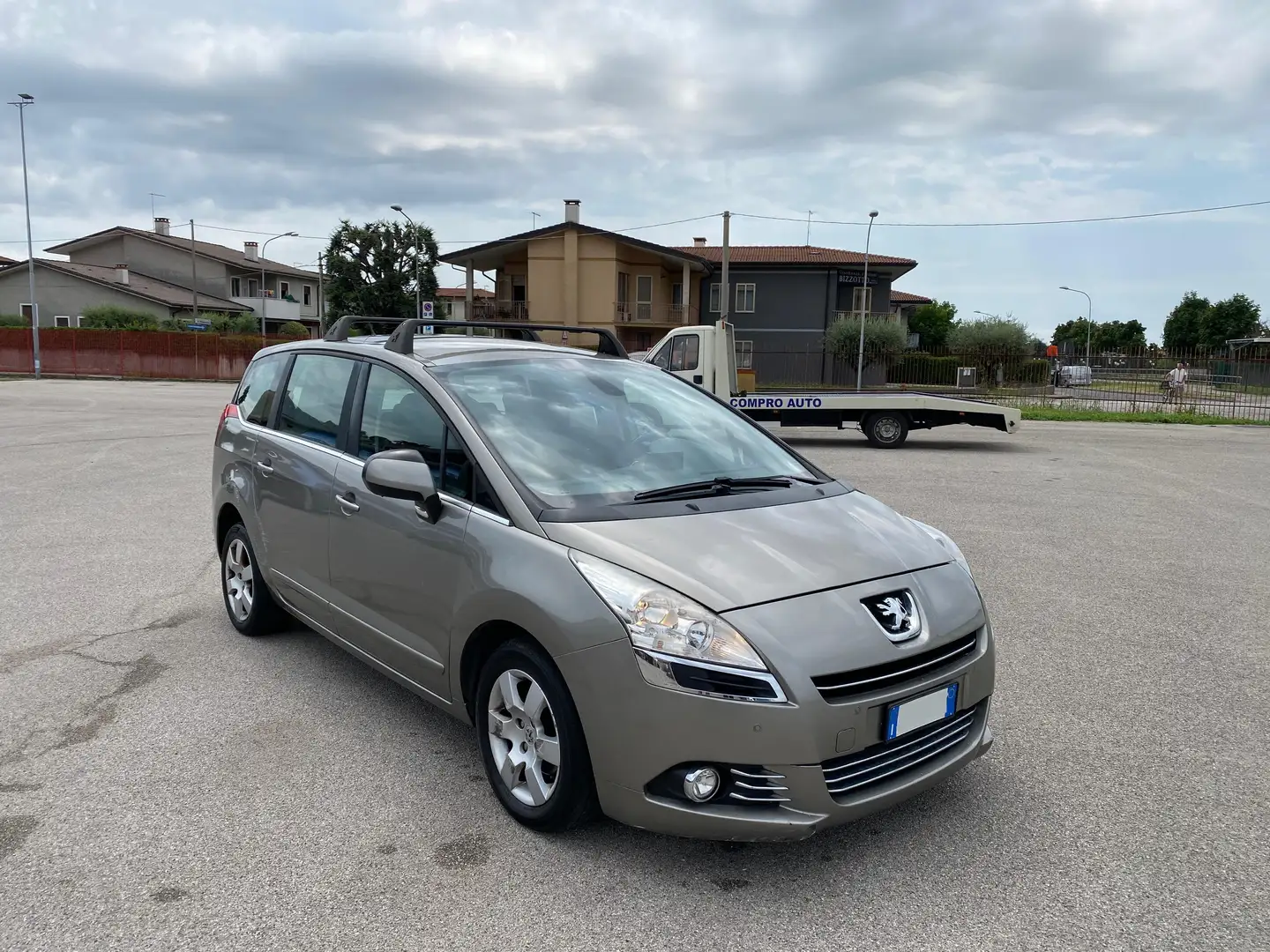 Peugeot 5008 5008 1.6 hdi Feline LEGGI BENE Bronzo - 2