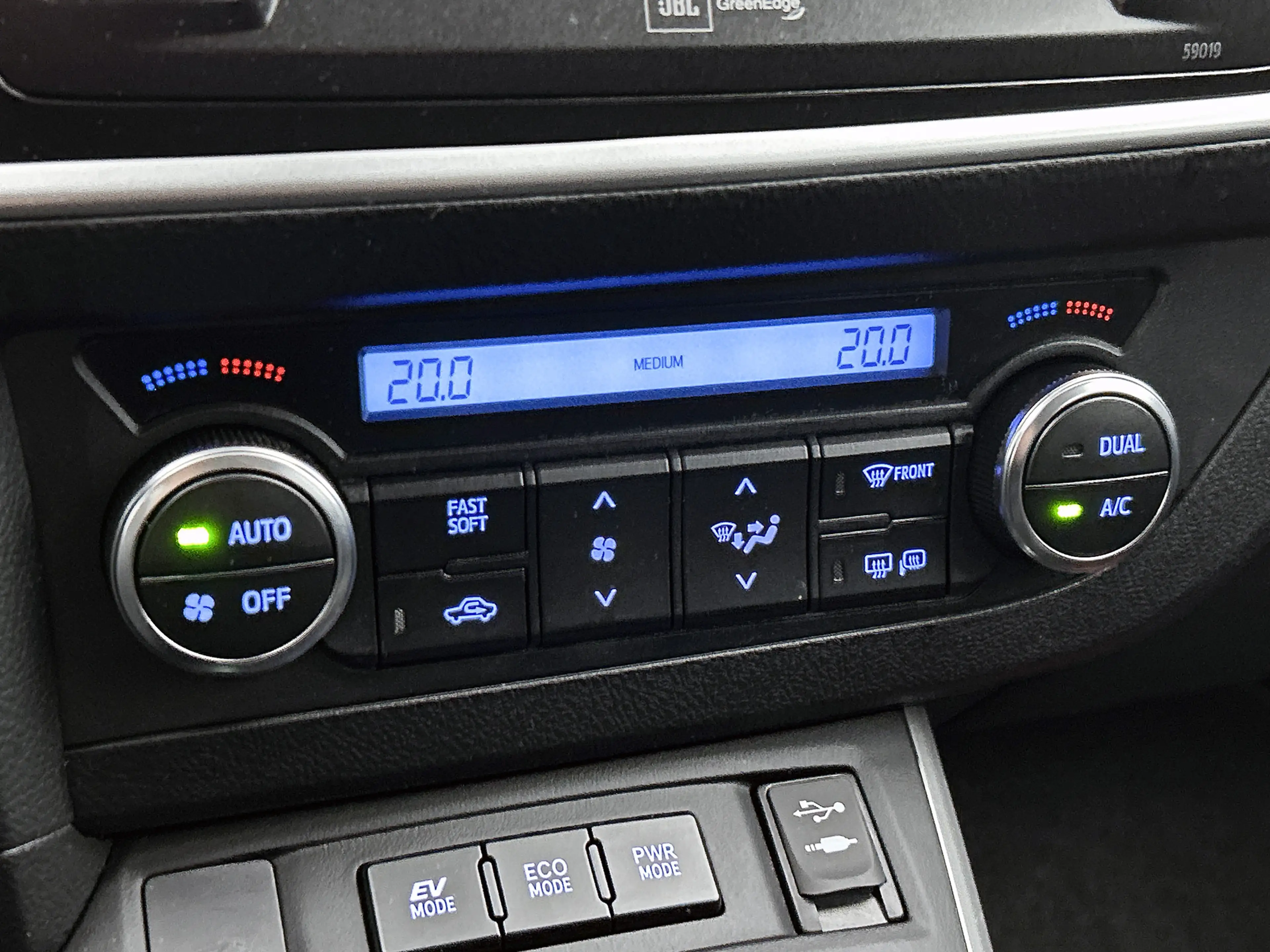 Toyota Auris 1.8 Hybrid Executive | Trekhaak afneembaar | — photo 10