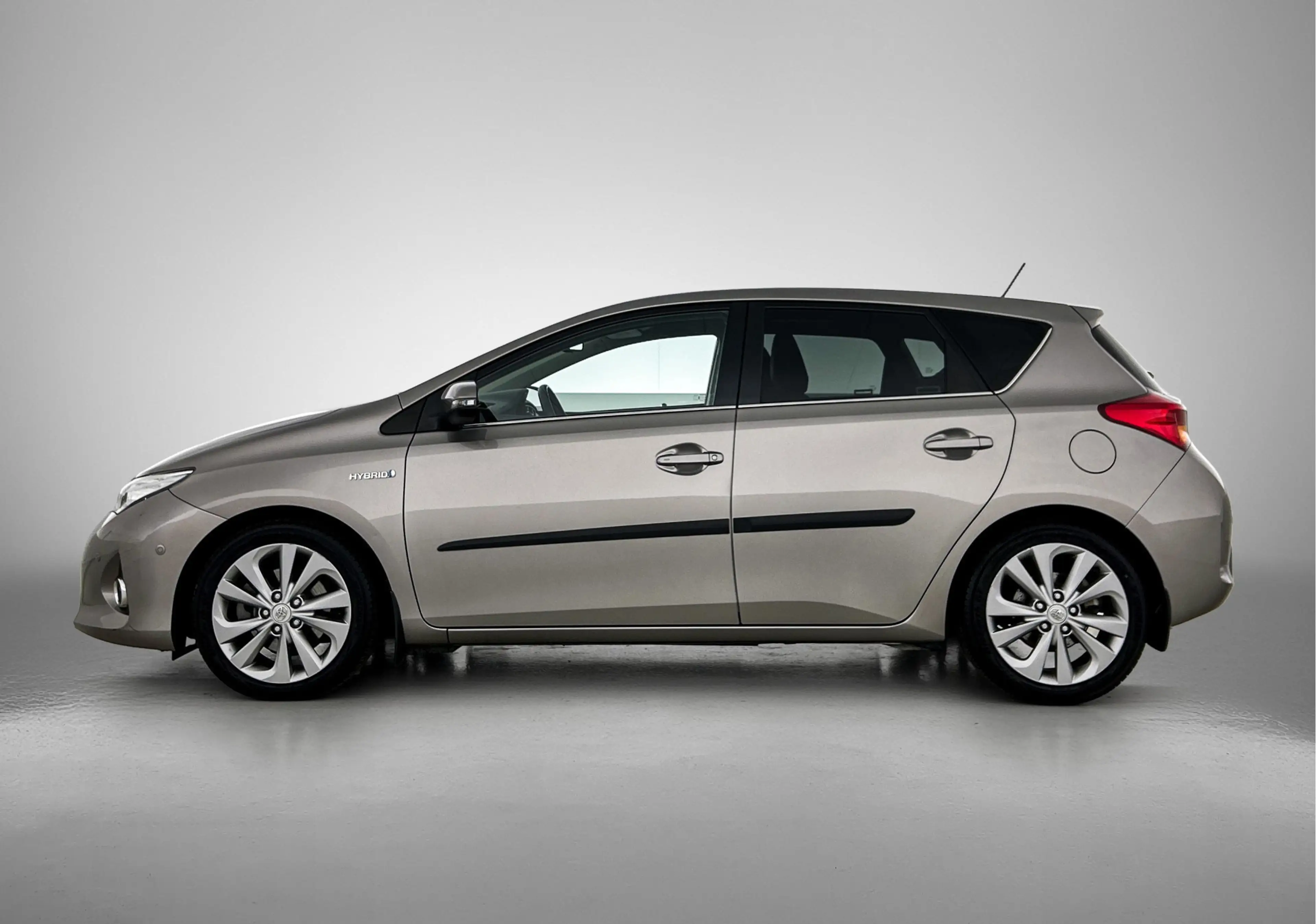 Toyota Auris 1.8 Hybrid Executive | Trekhaak afneembaar | — photo 3