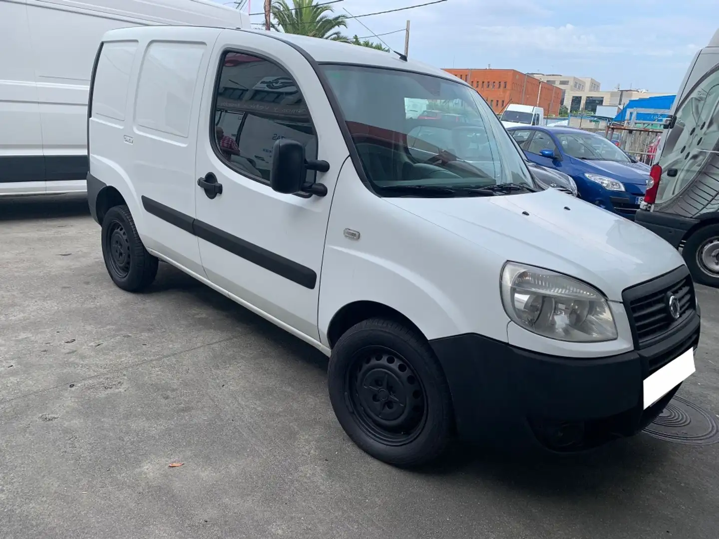 Fiat Dobló Panorama 1.9Mjt Dynamic Blanco - 2