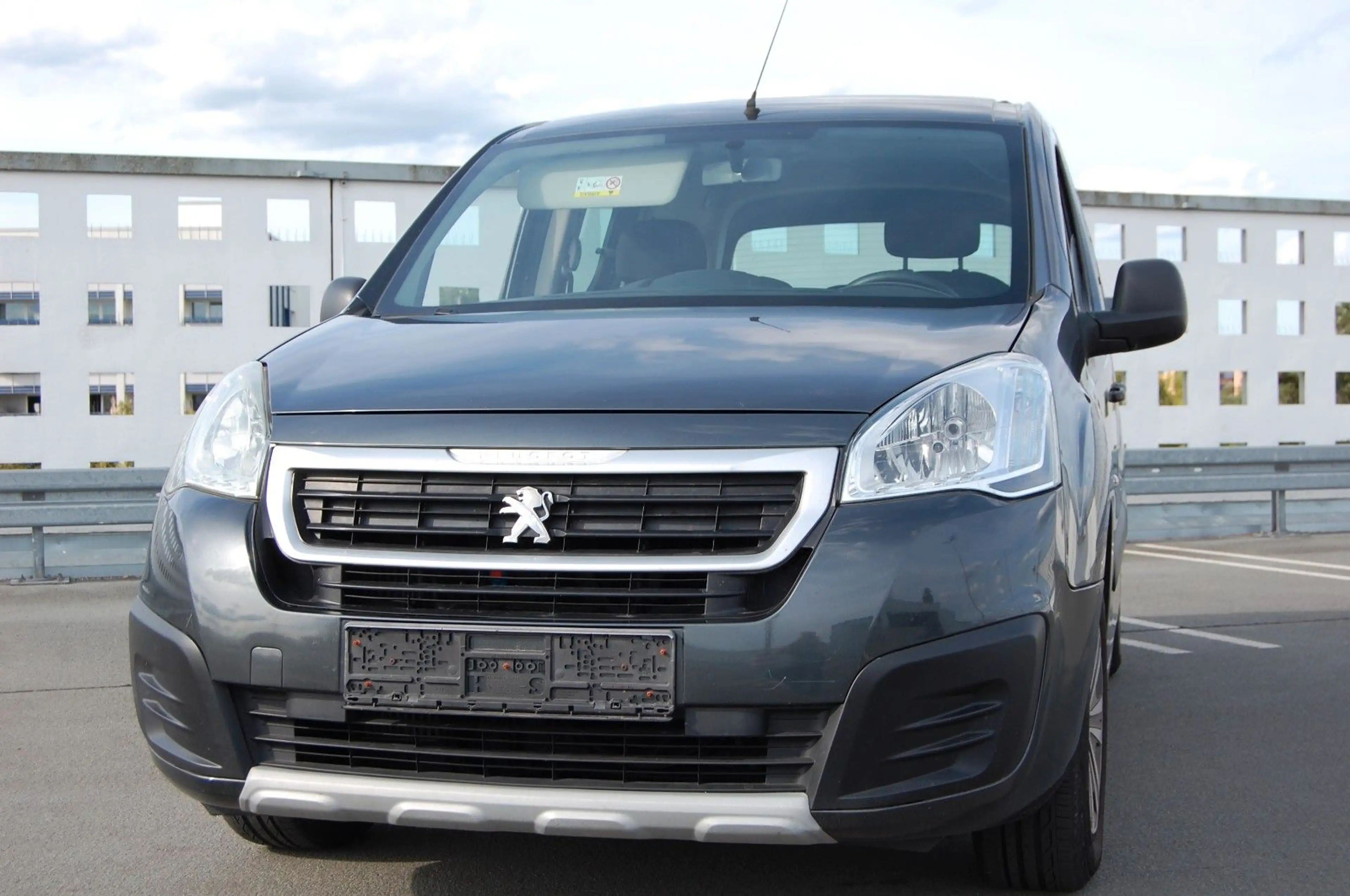 Peugeot Partner 1.2-PureTech,110PS,Klima,Zahnriem neu — photo 3