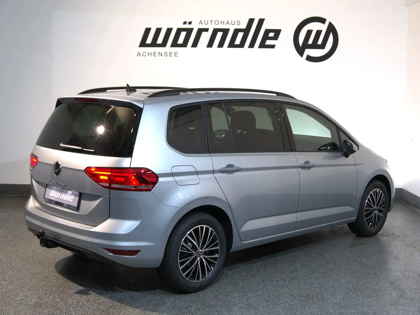 Volkswagen Touran Friends TSI DSG Silber - 2