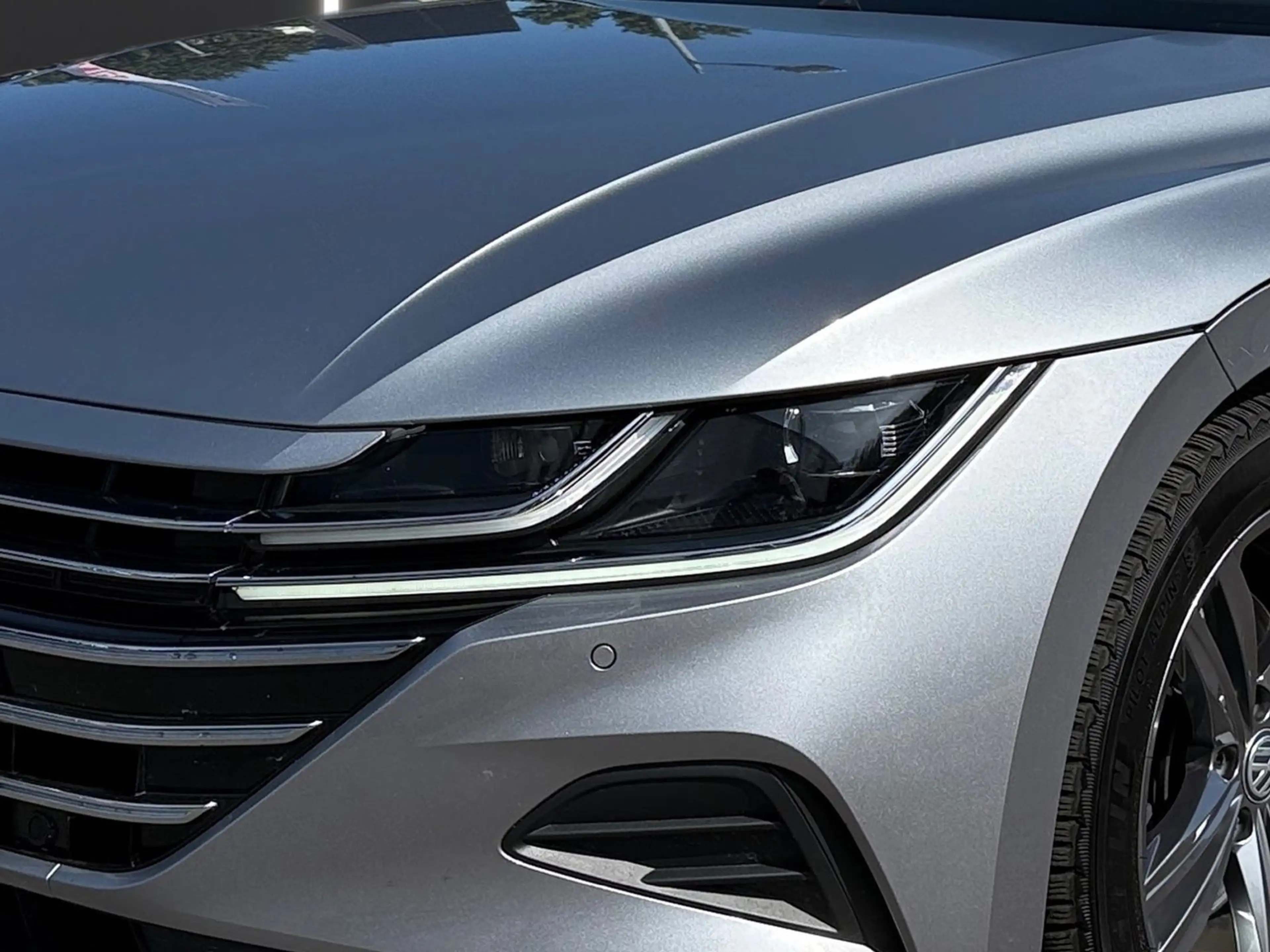 Volkswagen Arteon 2.0 TDI R-Line DSG Navi LED ACC AHK 360° — photo 7