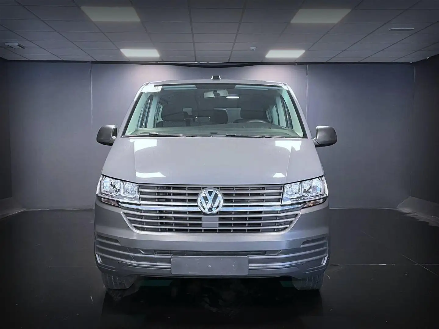 Volkswagen T6 Caravelle 2.0 TDI 110CV PC Trendline Grigio - 2